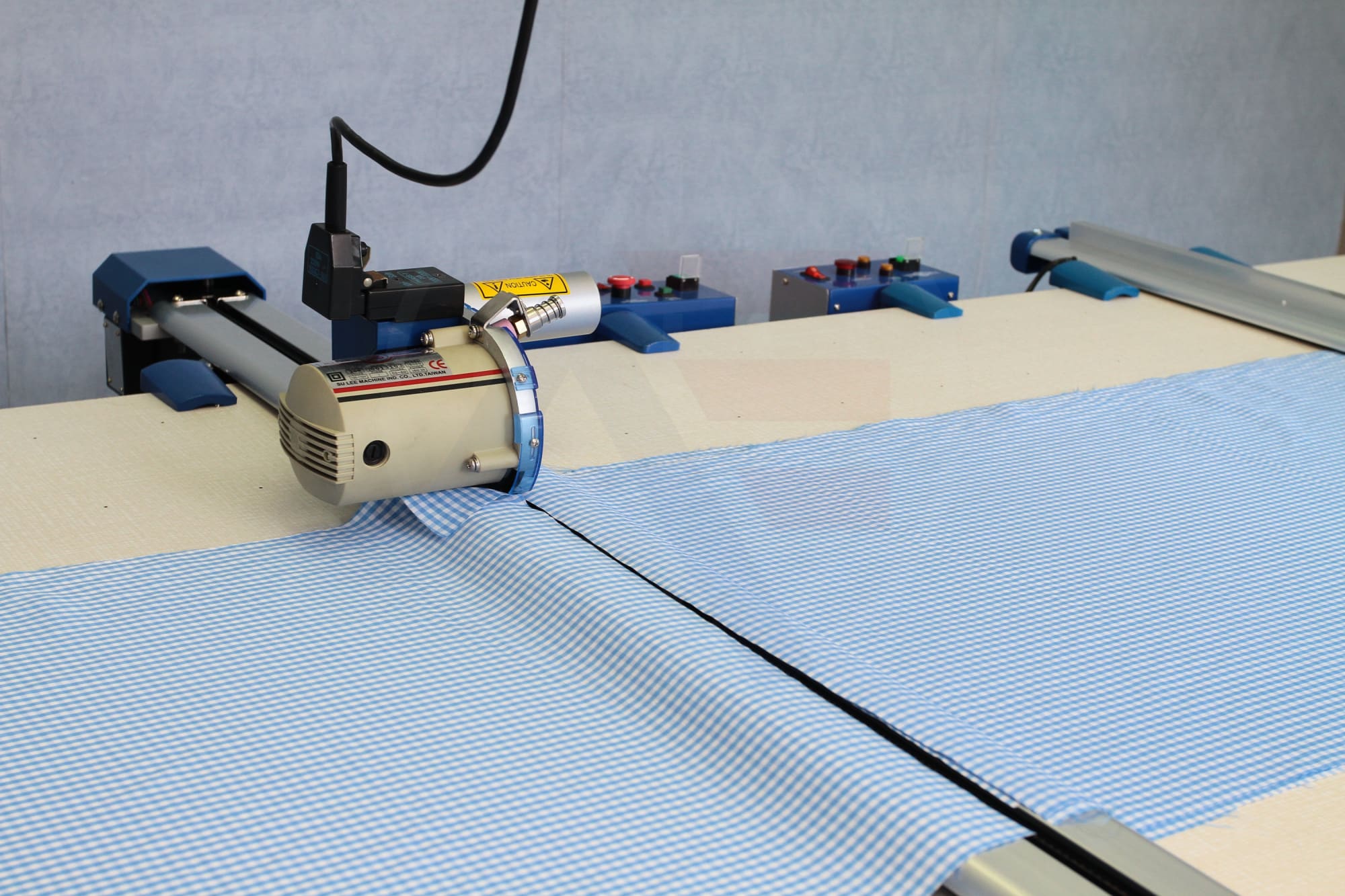 Auto Lay End Cutter Machine Su Lee FA-200C Automatic Fabric Lay End Cutter – AE Sewing Machines